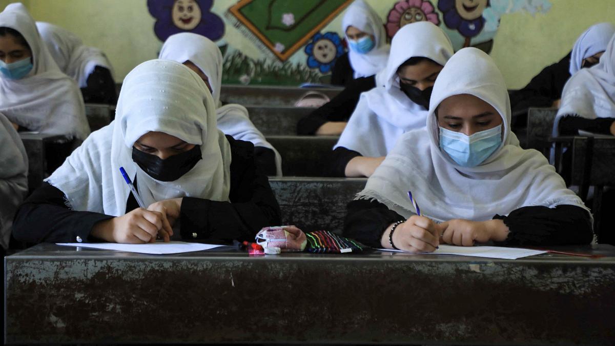 अफगानिस्तानमा ६ कक्षामाथिका छात्रालाई विद्यालय जान प्रतिबन्ध